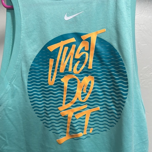 Nike tank top - Picture 4 of 5